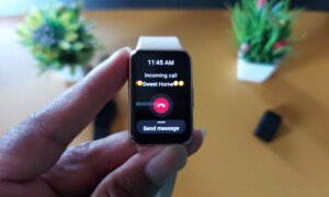 How to Use WhatsApp on Galaxy Fit 3
