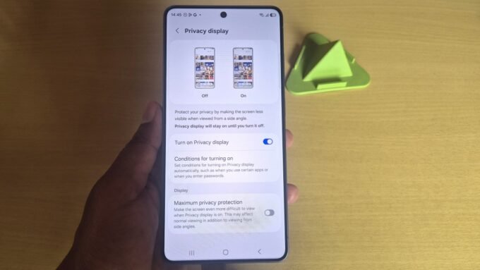 Privacy Display on Galaxy S25 Ultra