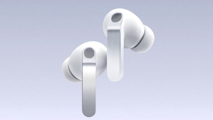 Galaxy Buds 4 Users Finally Get First Update After Delay